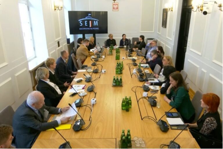 ŚCIEŻKI OPIEKI NAD PACJENTEM Z PRZEWLEKŁĄ CHOROBĄ NEREK. STAN OBECNY I REKOMENDACJE – PARLAMENTARNY ZESPÓŁ DO SPRAW MEDYCYNY BÓLU