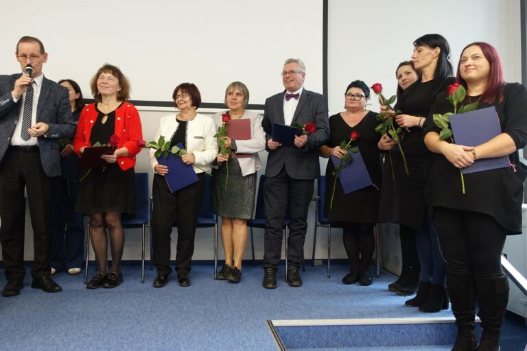 NADANIE TYTUŁÓW CZŁONKA HONOROWEGO